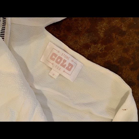 Stone cold fox dress - Picture 2 of 2